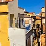 Apartment Costa House *