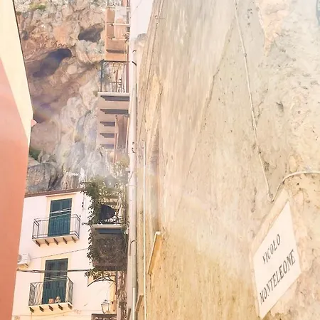 Apartament Costa House *