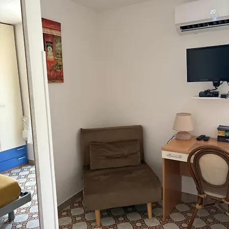 Costa House